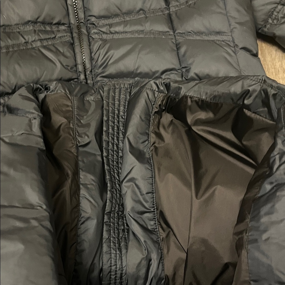 Dawn Levy Navy Blue Puffer with detachable Fur Collar, velvet lace up, sz. M - Picture 6 of 9